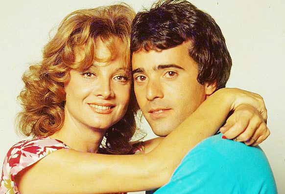 Imagem com alguns dos personagens da novela Pai Herói (Imagem: Divulgação/Globo)