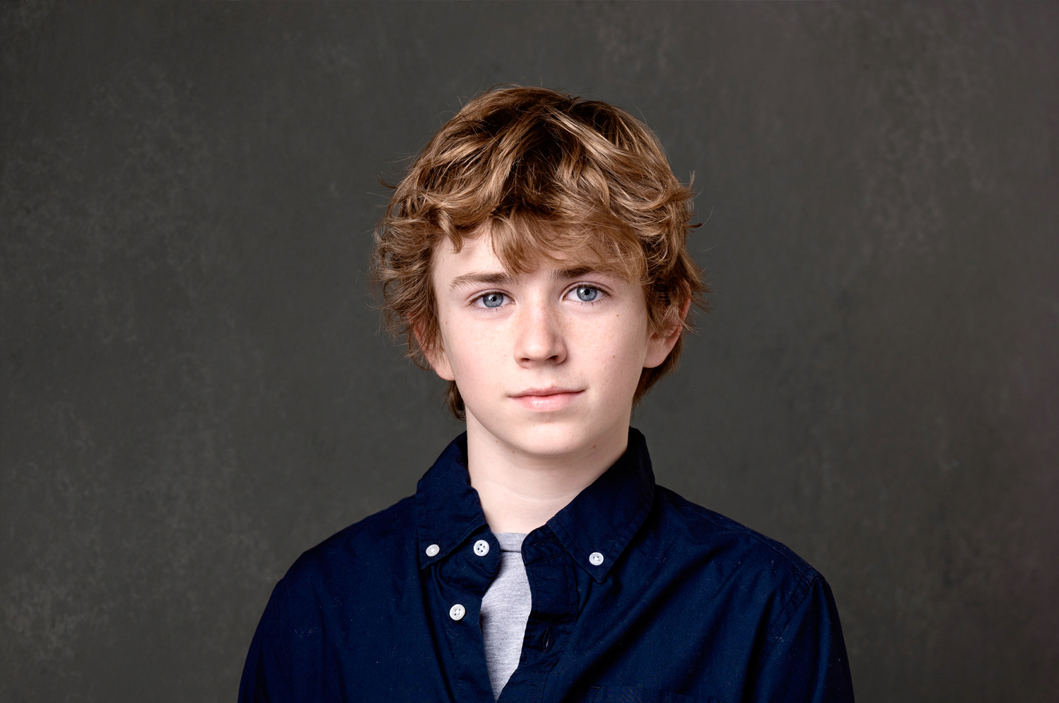 Walker Scobell, de "O Projeto Adam", é escalado como Percy Jackson na série do Disney+