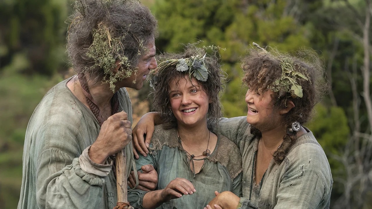 Cena de O Senhor dos Anéis: Os Anéis do Poder (Reprodução / Prime Video)