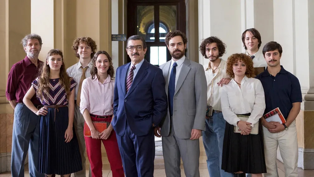 Filme argentino sobre ditadura baseado em eventos reais está fazendo sucesso no Prime Video. Conheça 'Argentina, 1985'! (Imagem: Reprodução/ Prime Video)