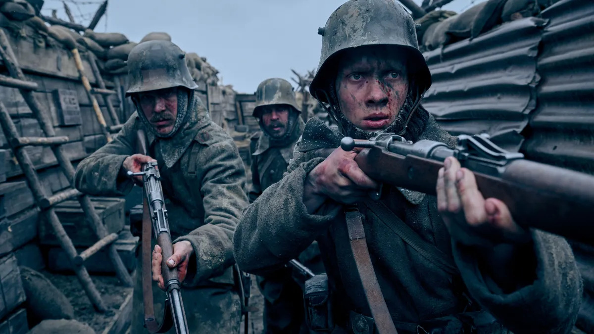 Nada de Novo no Front: 3 motivos para assistir e 2 para passar longe desse filme de guerra da Netflix! (Imagem: Reprodução/ Netflix)
