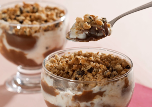 Receita de Pavê de Sorvete de Creme e Nozes, uma sobremesa SENSACIONAL para seu almoço de domingo